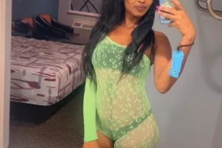 HEY BABY CUM SEE ME NOW, IM SWEET & DISCREET HURRY - Image 4